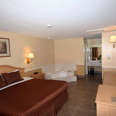 Edinburg Executive Inn 外观 照片