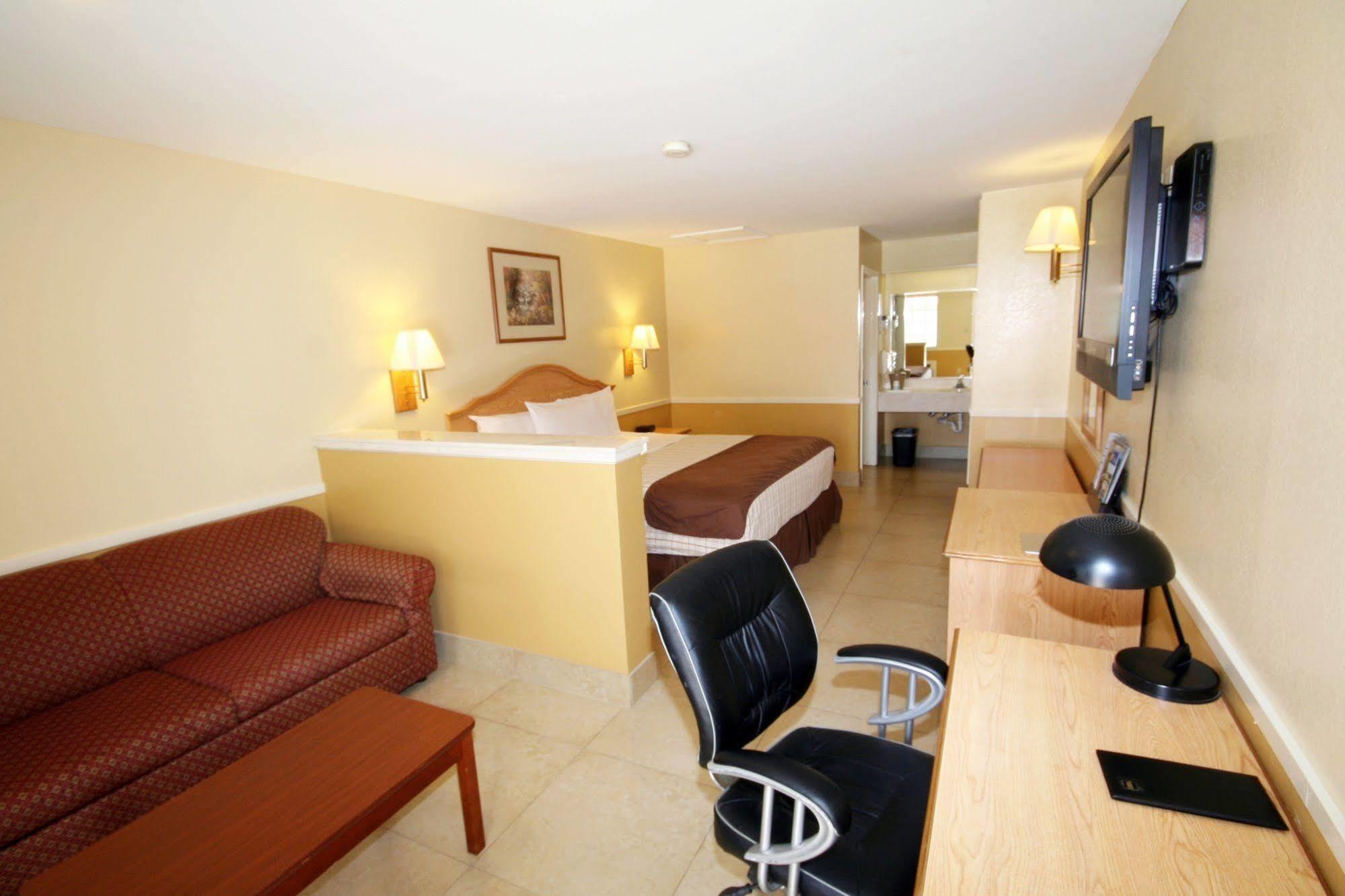 Edinburg Executive Inn 外观 照片